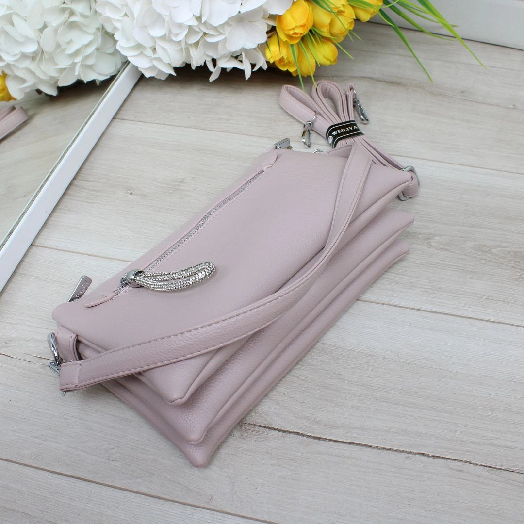 Жіноча сумка крос-боді рожева для романтичних зустрічей